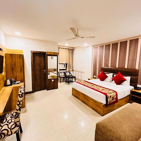 Ashoka Hotel Karol Bagh Delhi Új-Delhi Kültér fotó