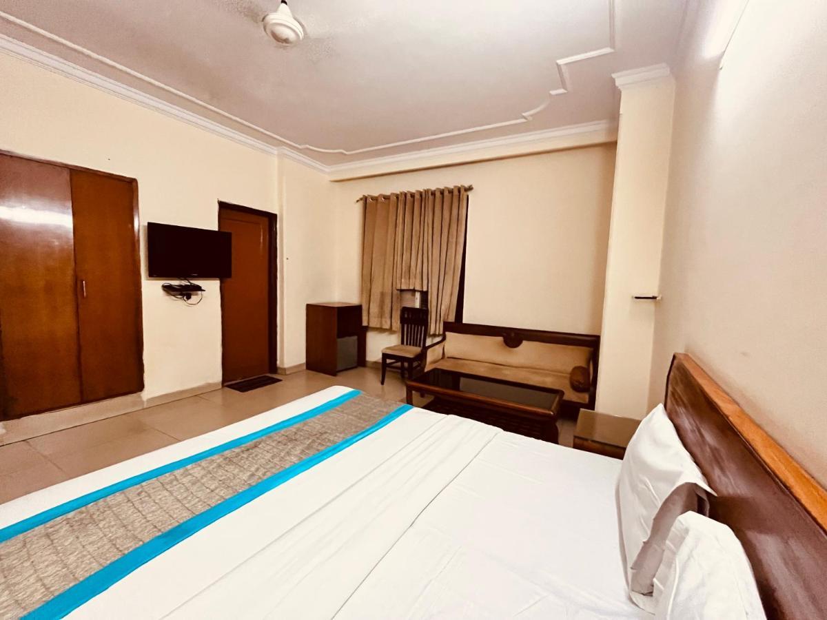 Ashoka Hotel Karol Bagh Delhi Új-Delhi Kültér fotó