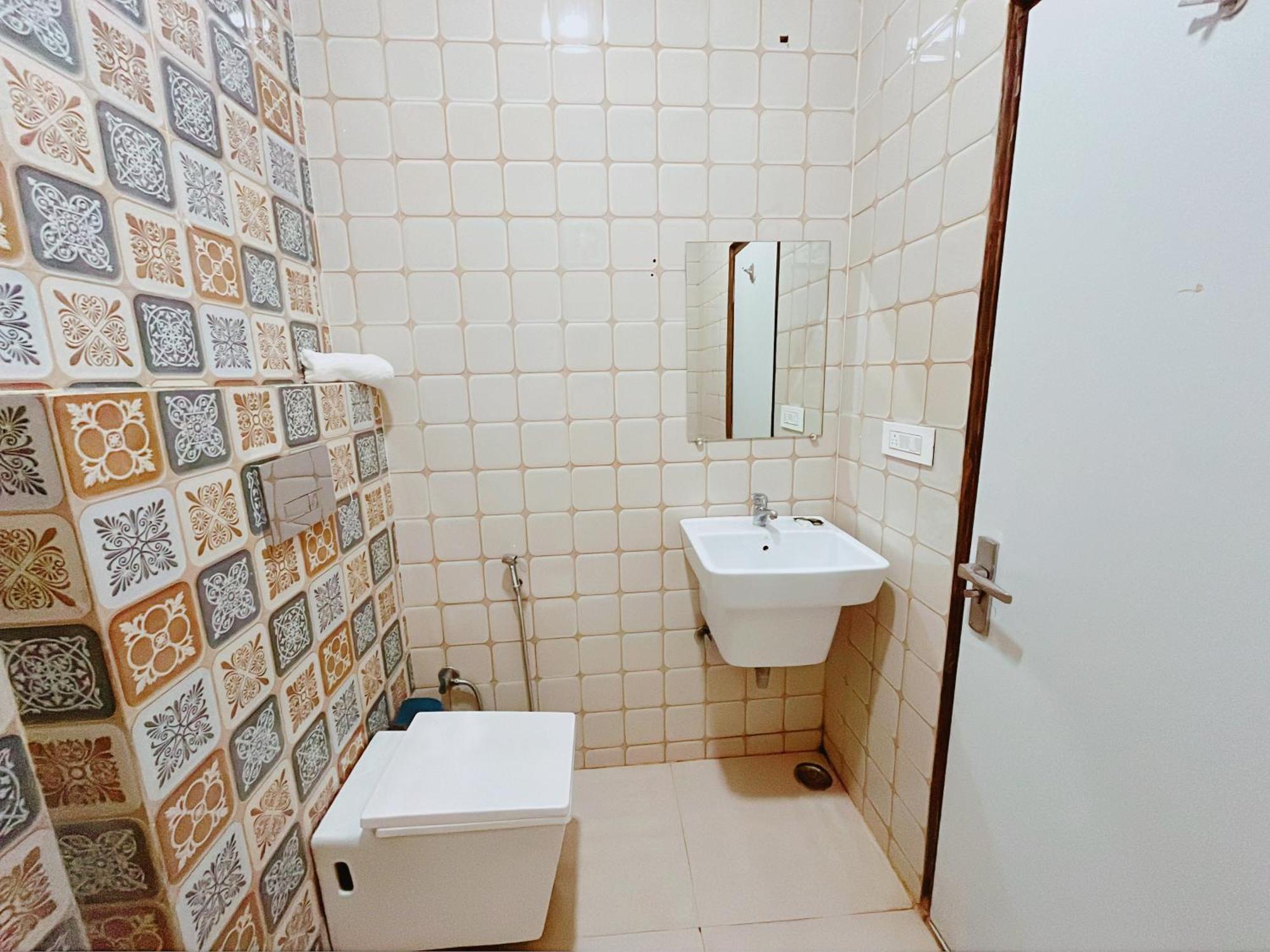 Ashoka Hotel Karol Bagh Delhi Új-Delhi Kültér fotó