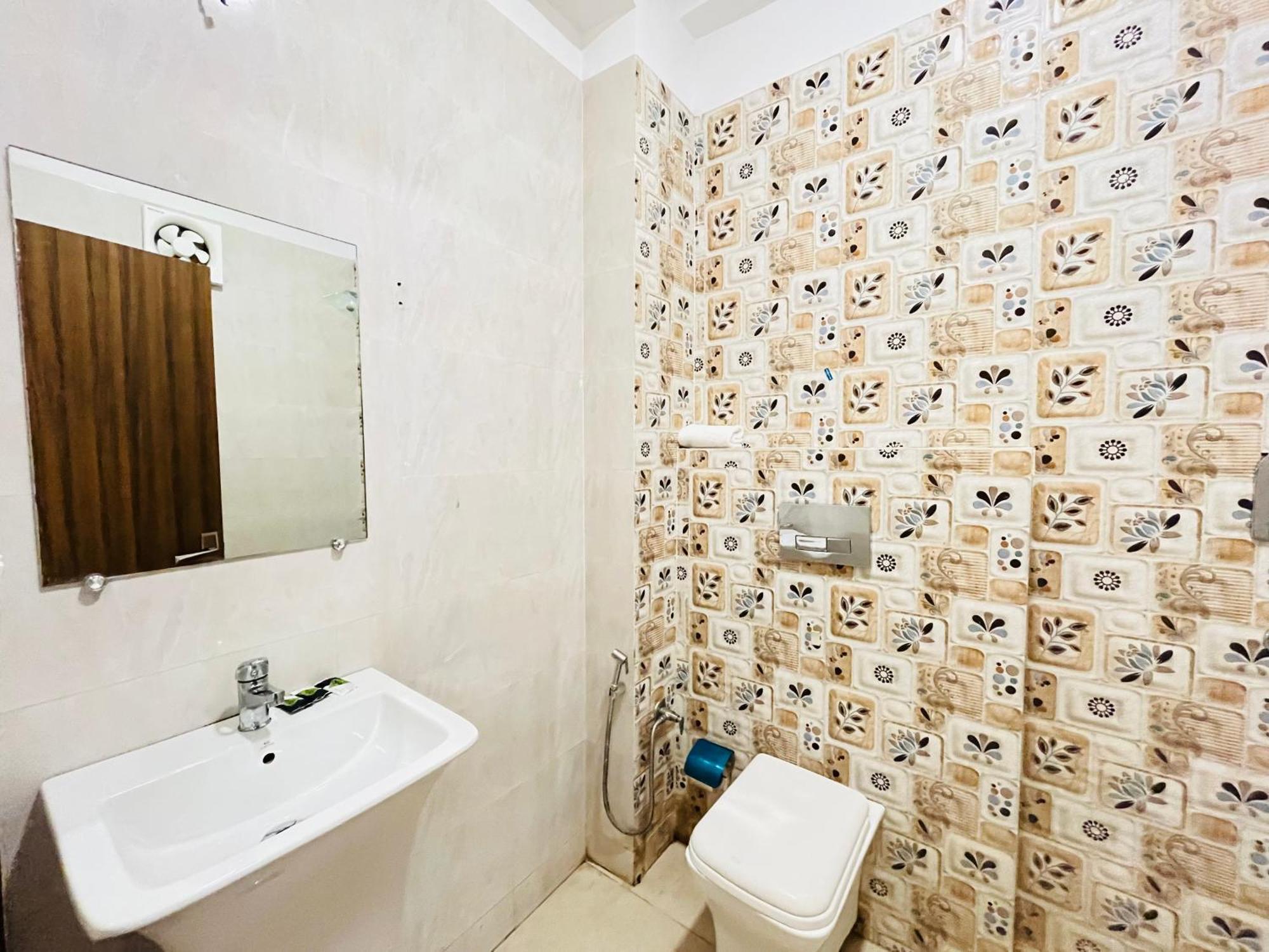 Ashoka Hotel Karol Bagh Delhi Új-Delhi Kültér fotó