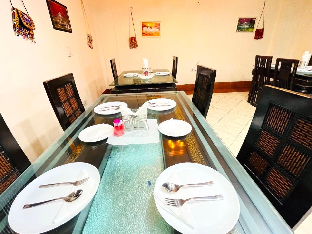 Ashoka Hotel Karol Bagh Delhi Új-Delhi Kültér fotó